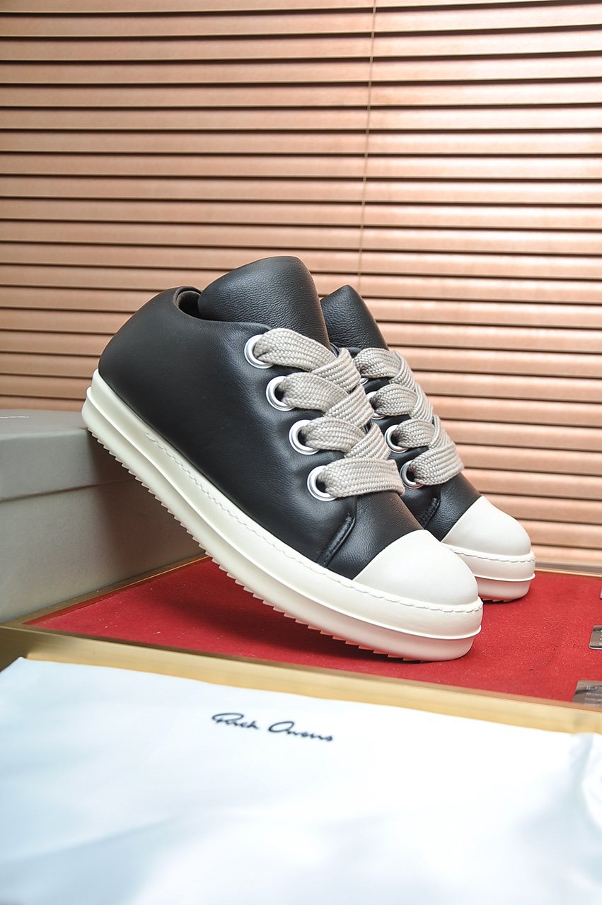 Rick Owens Black Platform Low-Top Sneakers — front