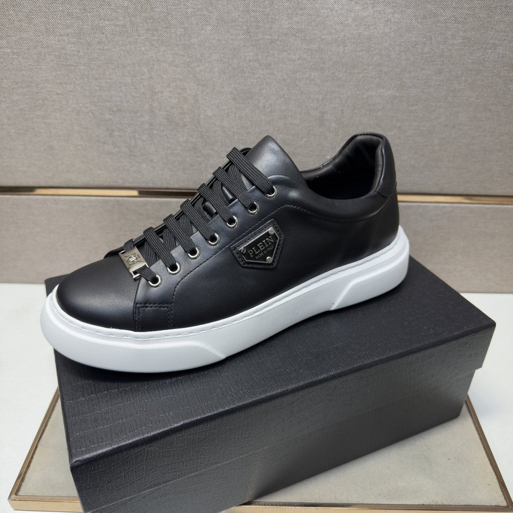 Philipp Plein Men's Black Low-Top Sneakers — front