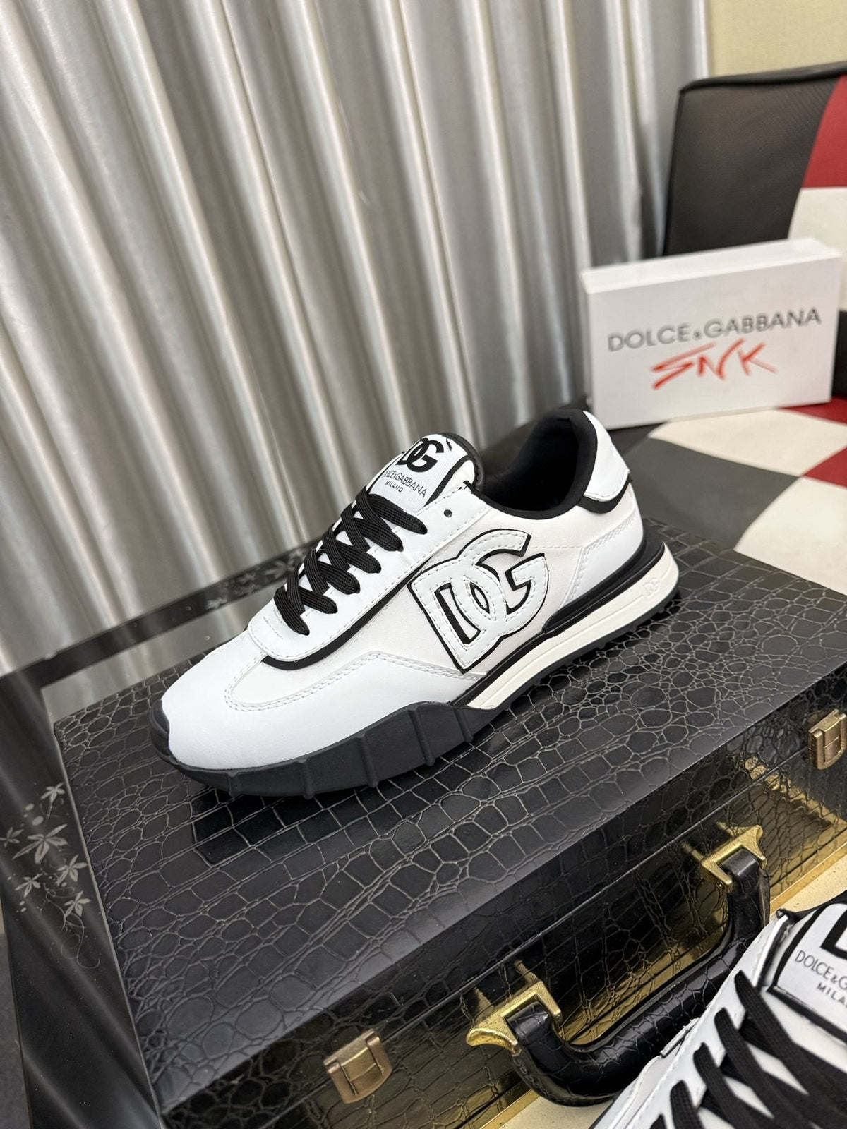 Dolce & Gabbana White and Black Segmented-Sole Sneakers — front