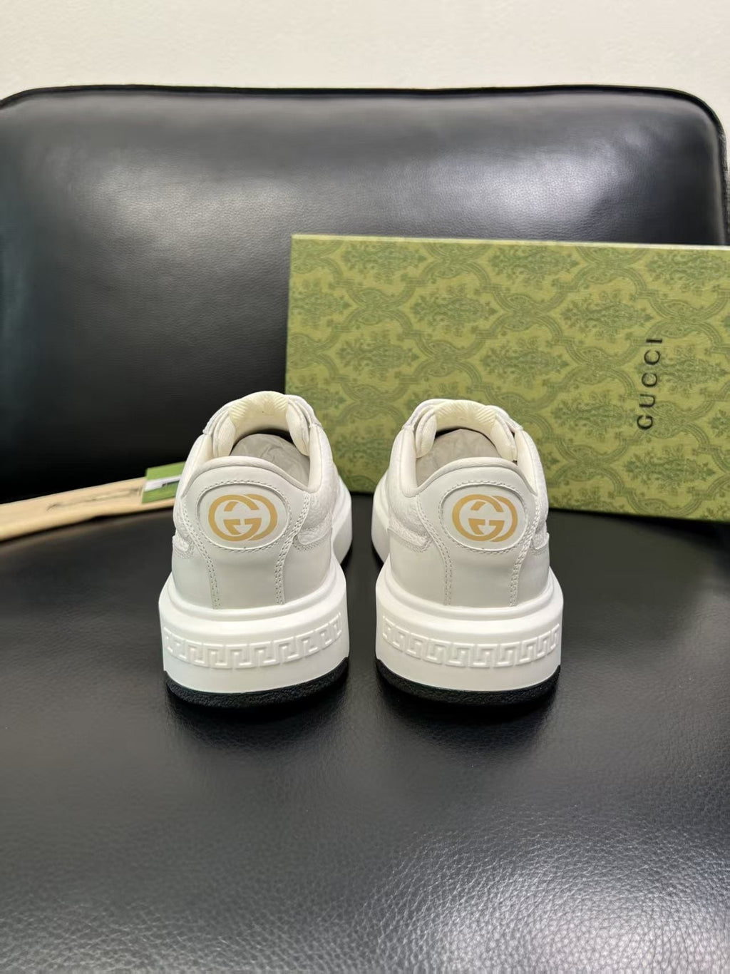 Gucci Off-White Low-Top Men's Sneakers — back