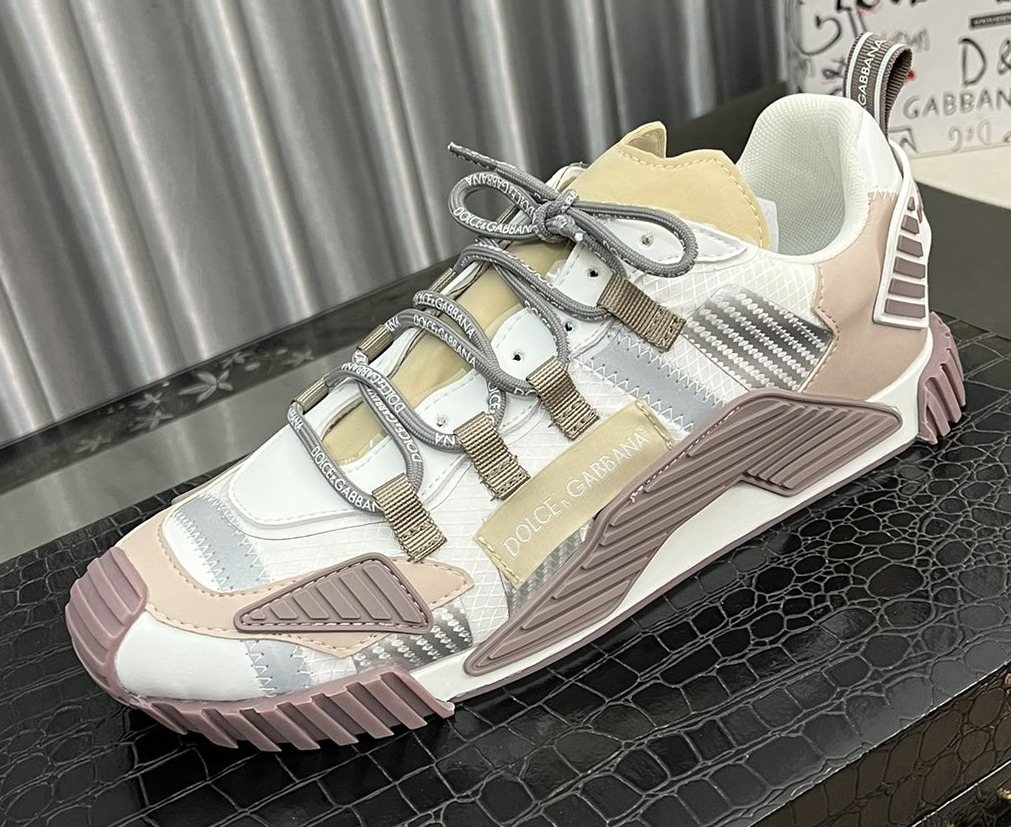 Dolce & Gabbana Cream and Mauve Chunky Sneakers — hero