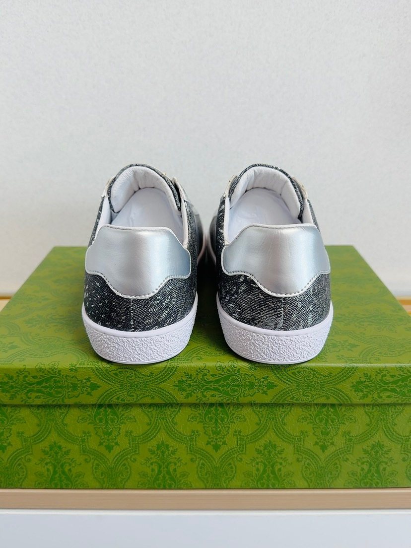 Gucci Men's Patterned Low-Top Sneakers — back