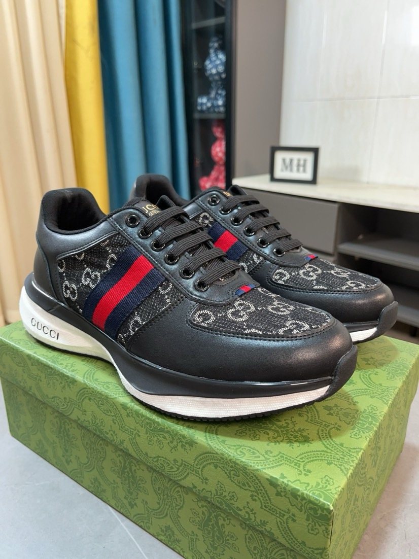 Gucci Patterned Stripe Lace-Up Sneakers — front