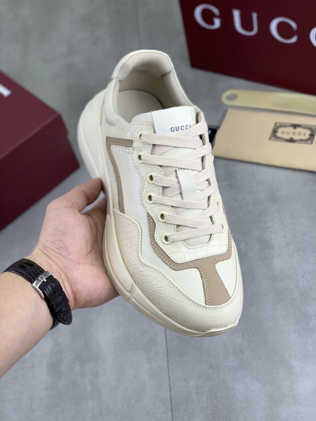Gucci Paneled Chunky Sneakers — front