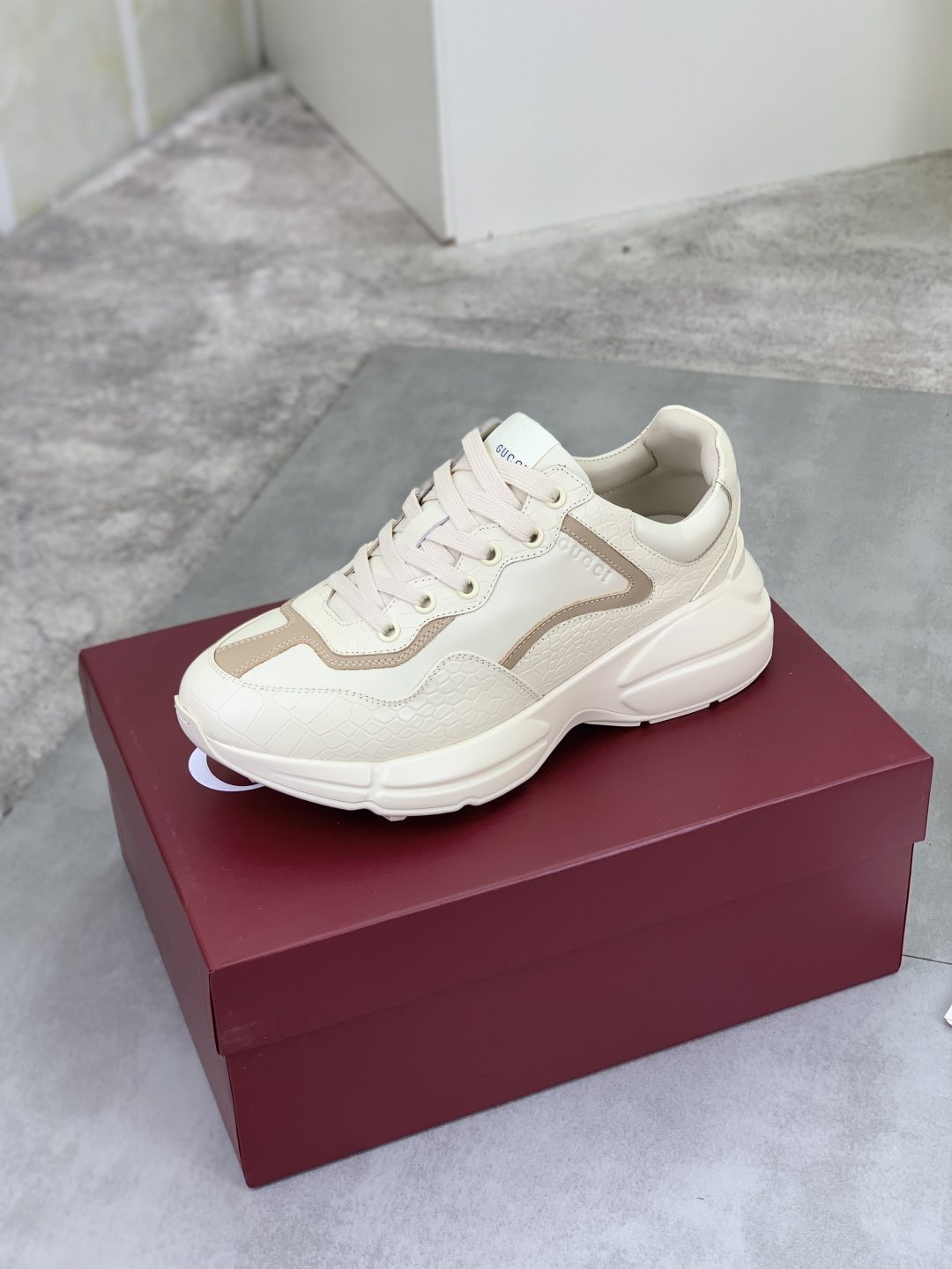 Gucci Paneled Chunky Sneakers — side