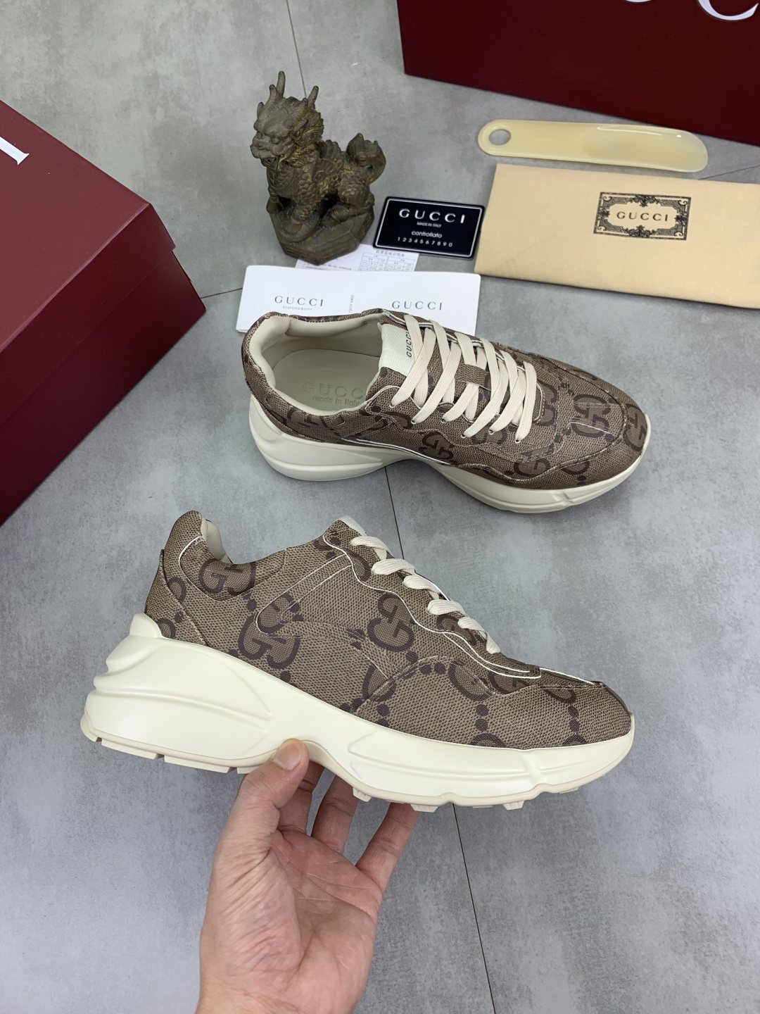 Gucci Patterned Chunky Sneakers — model