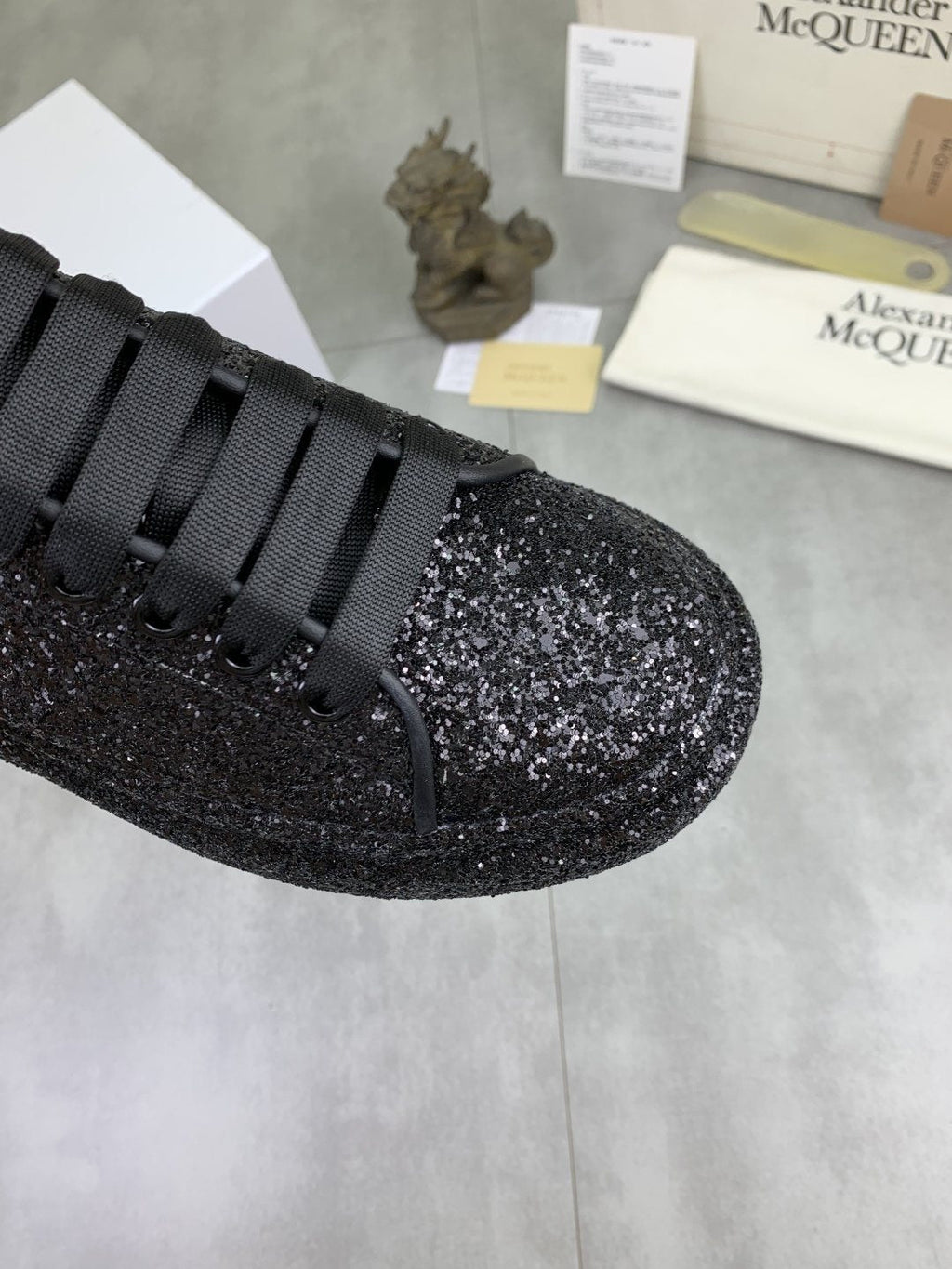 Alexander McQueen Black Glitter Low-Top Sneakers — detail