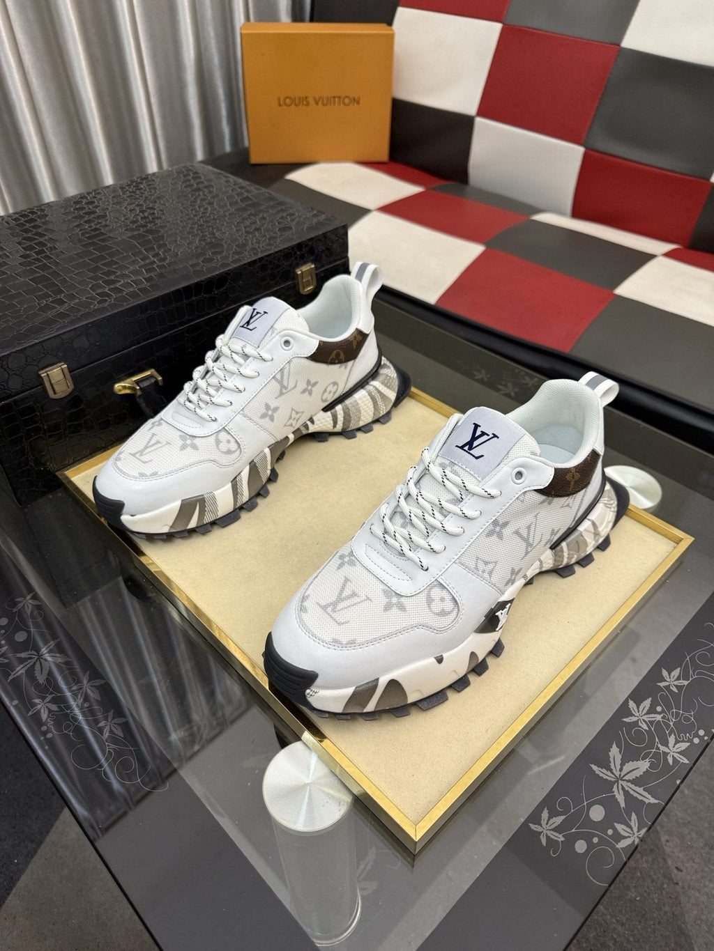 Louis Vuitton Graphic-Pattern Chunky Sneakers — front