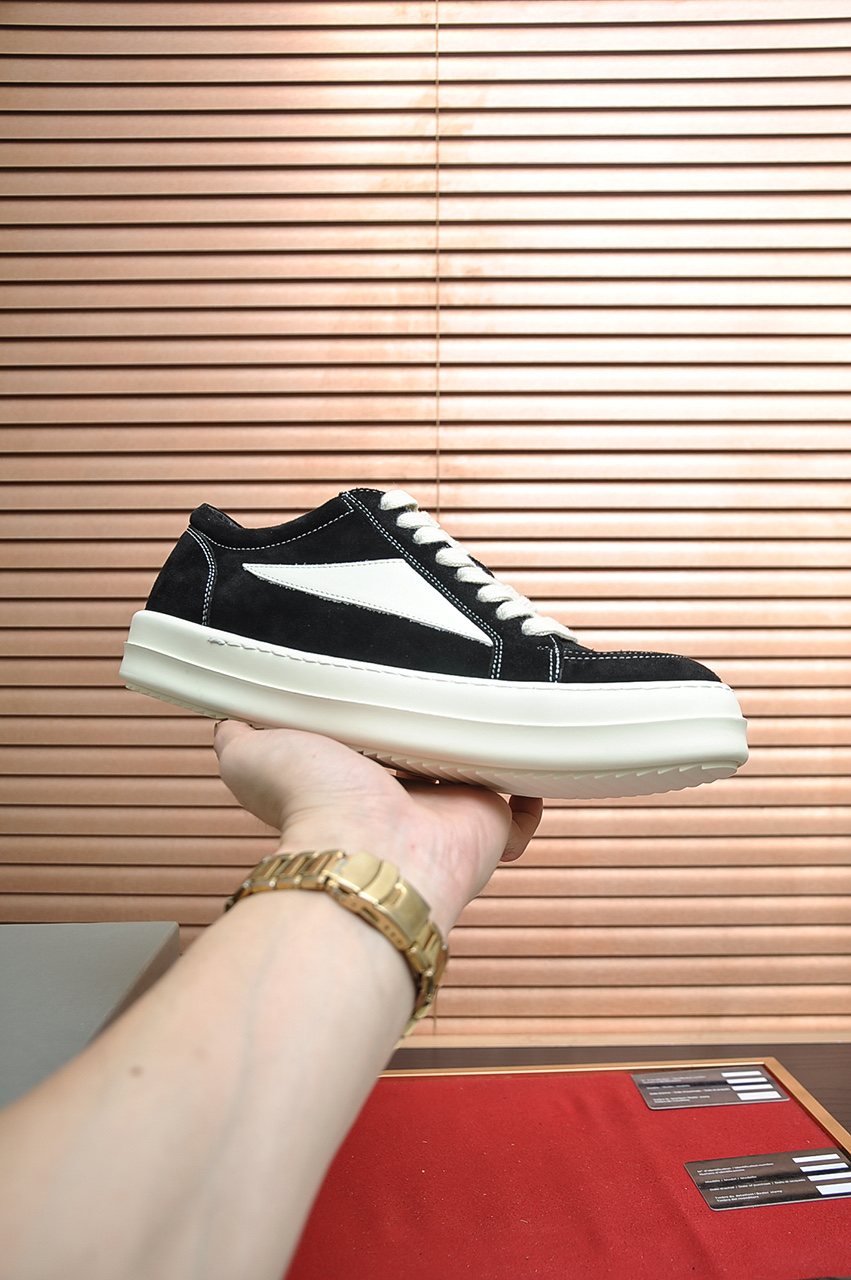 Rick Owens Contrast-Panel Platform Sneakers — model