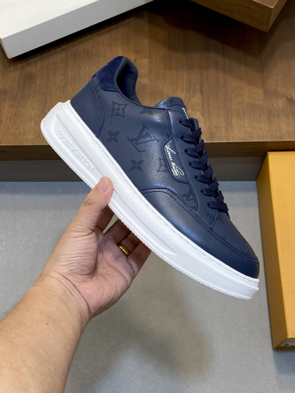 Louis Vuitton Patterned Low-Top Sneakers — model